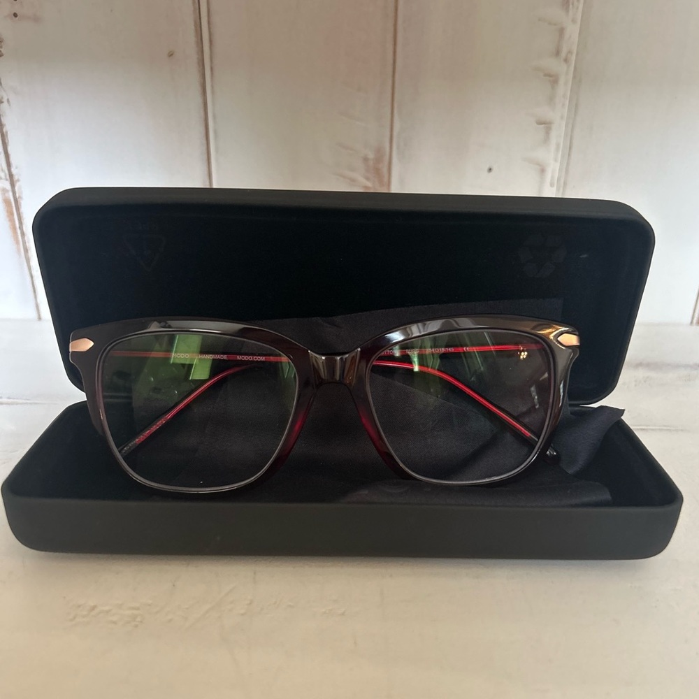 Modo Eyeglasses